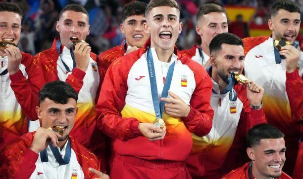 开云体育官网-欧洲杯奥运会连夺两冠！西班牙足球展现可怕统治力