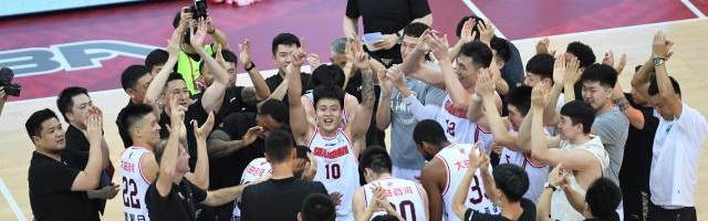 开云体育-辽粤争霸见证总冠军成长 恩怨故事依旧未完待续？